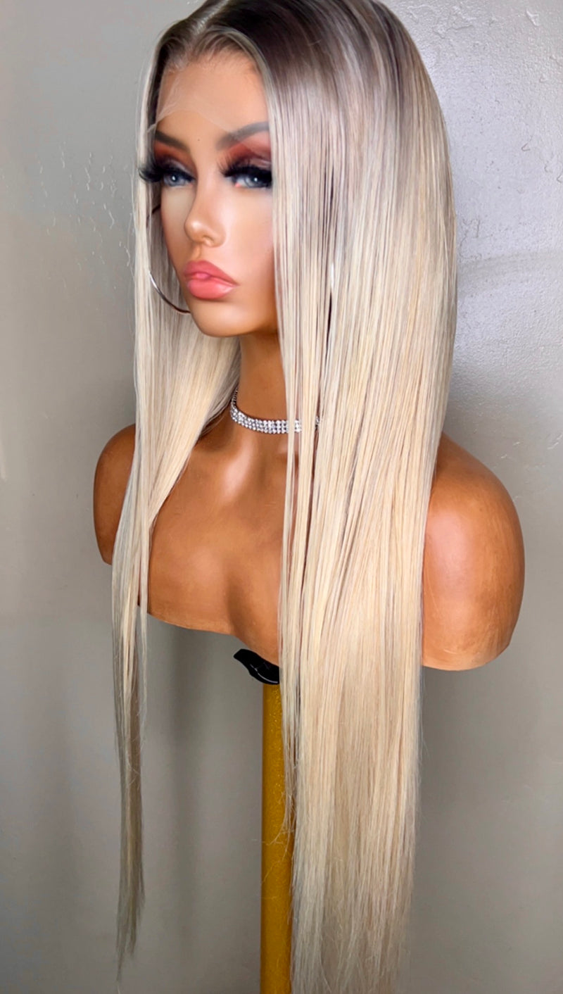 Long blonde wig with dark roots